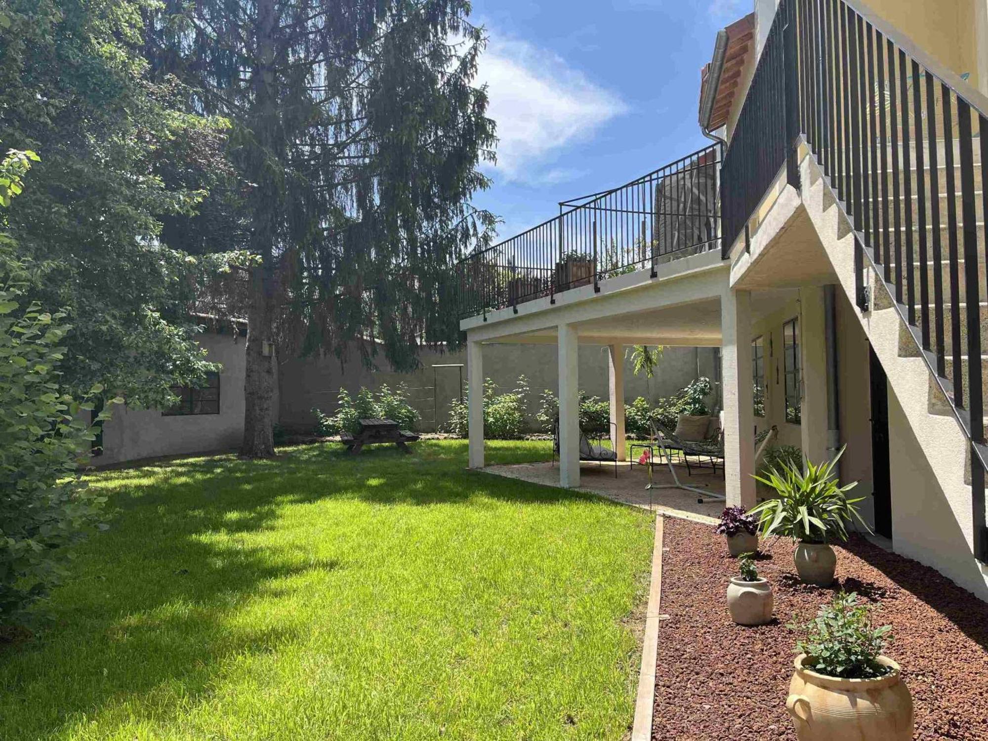 Le Jardin Du Dolaizon Bed & Breakfast Le Puy-en-Velay Ngoại thất bức ảnh