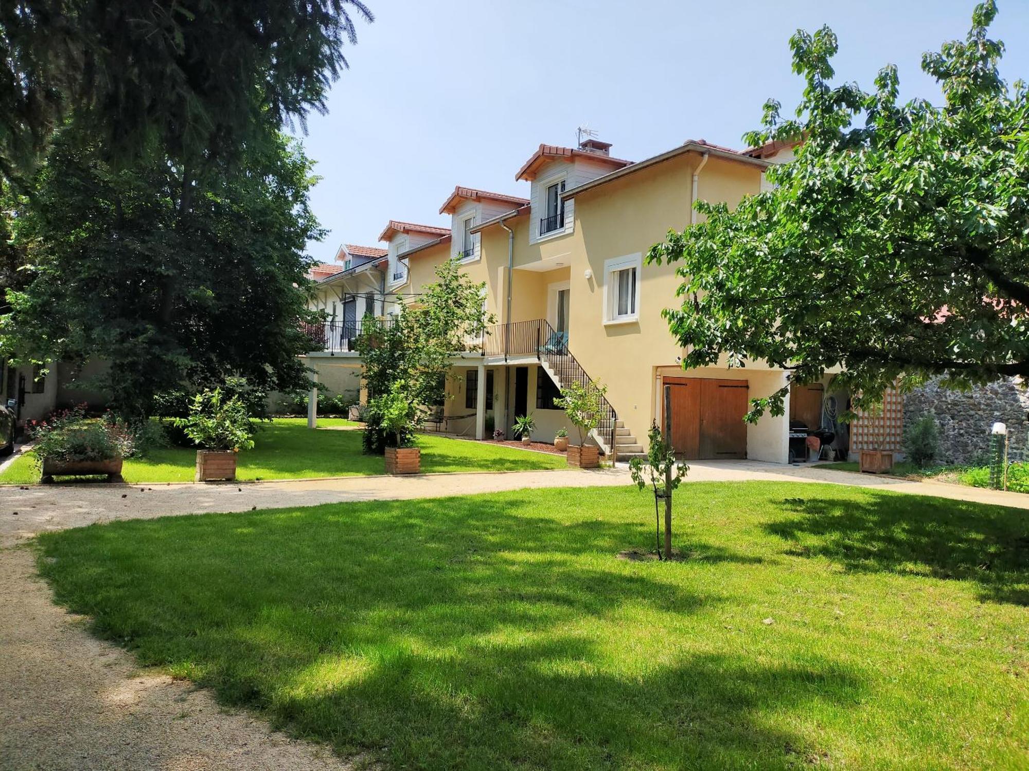 Le Jardin Du Dolaizon Bed & Breakfast Le Puy-en-Velay Ngoại thất bức ảnh